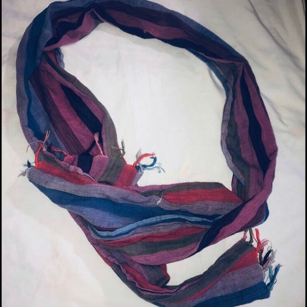 COLORFUL SCARF